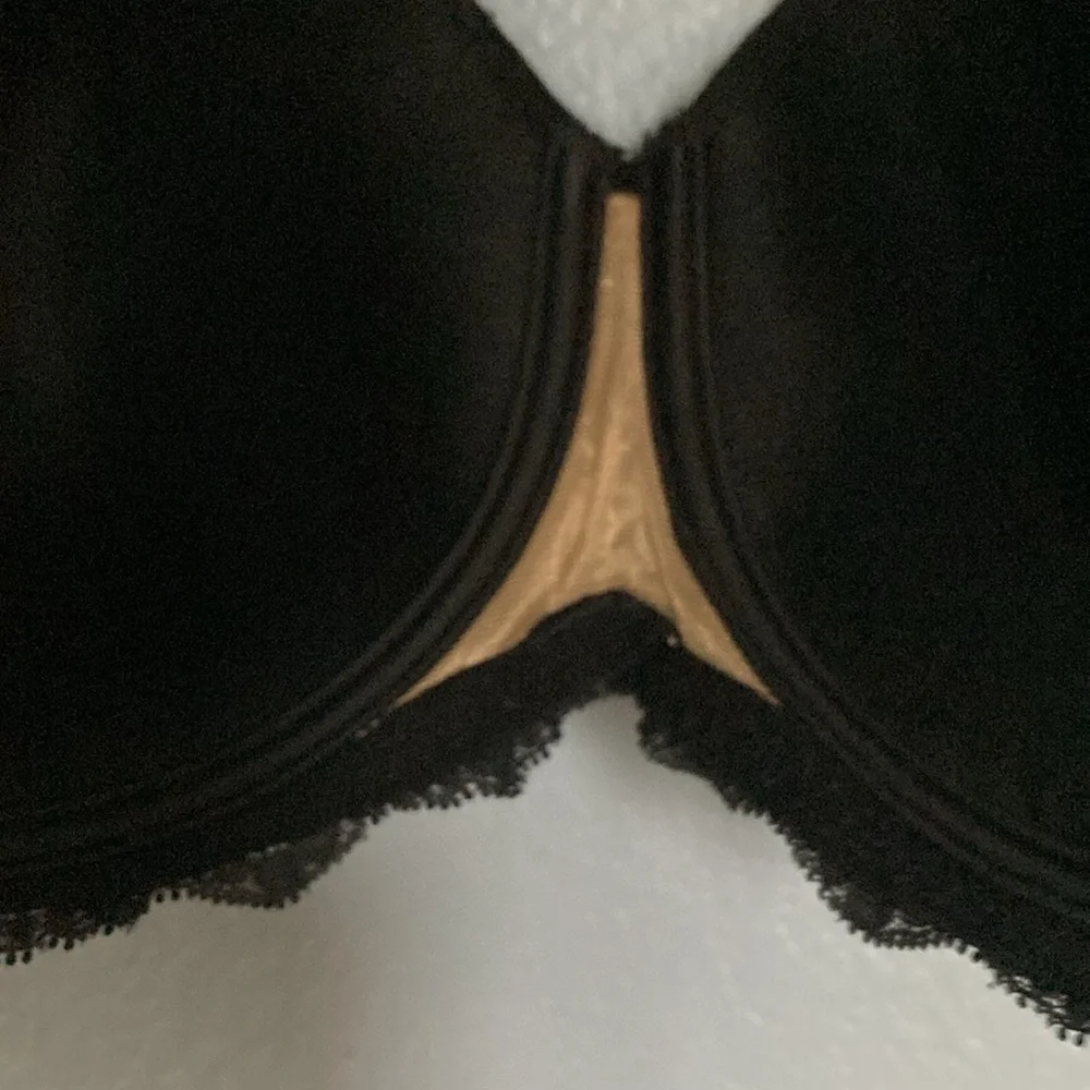 Rive Gauche Full Coverage T-Shirt Bra by CHANTELLE. Black.Underwire. Size 38 DDD - Picture 11 of 13